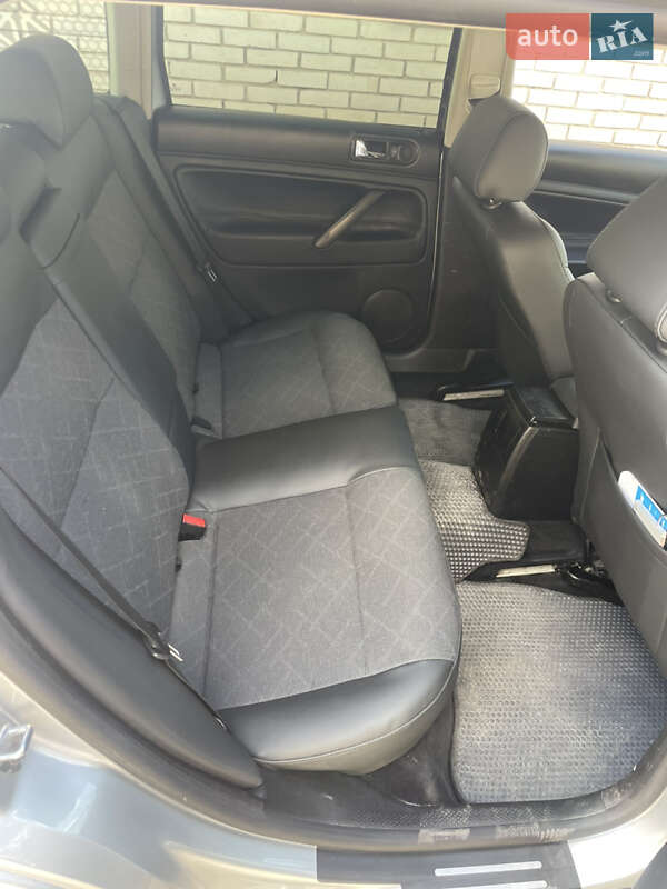 Универсал Volkswagen Passat 2002 в Луцке