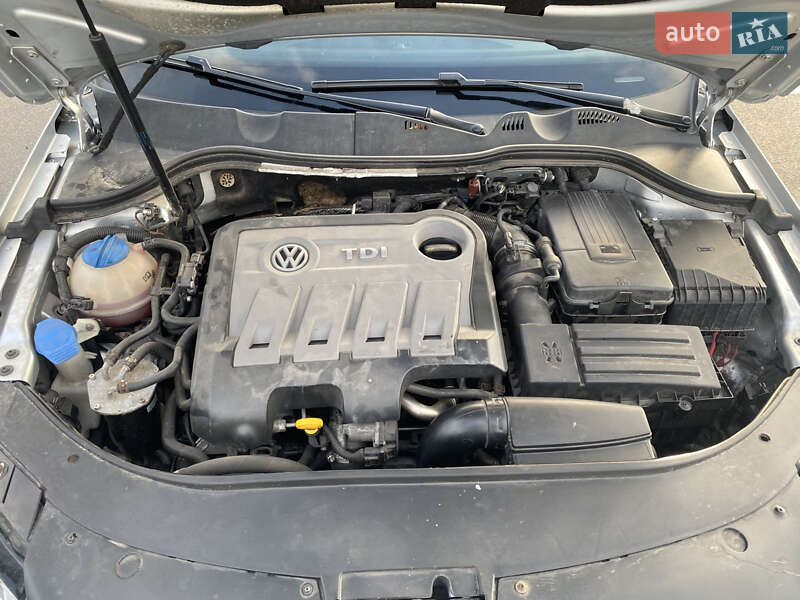 Универсал Volkswagen Passat 2014 в Кропивницком