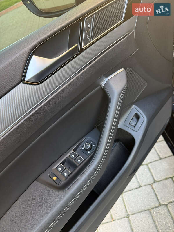 Універсал Volkswagen Passat 2017 в Одесі