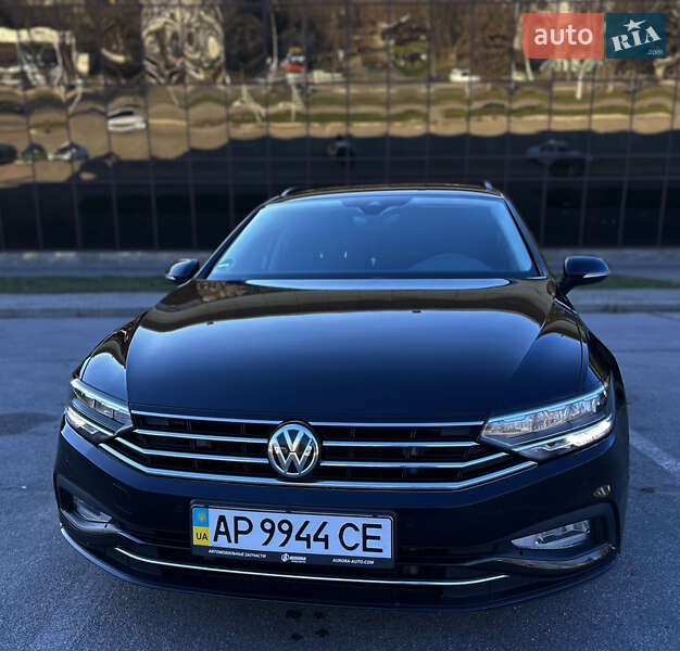 Универсал Volkswagen Passat 2019 в Запорожье