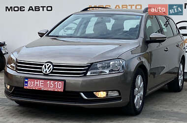 Универсал Volkswagen Passat 2011 в Ровно