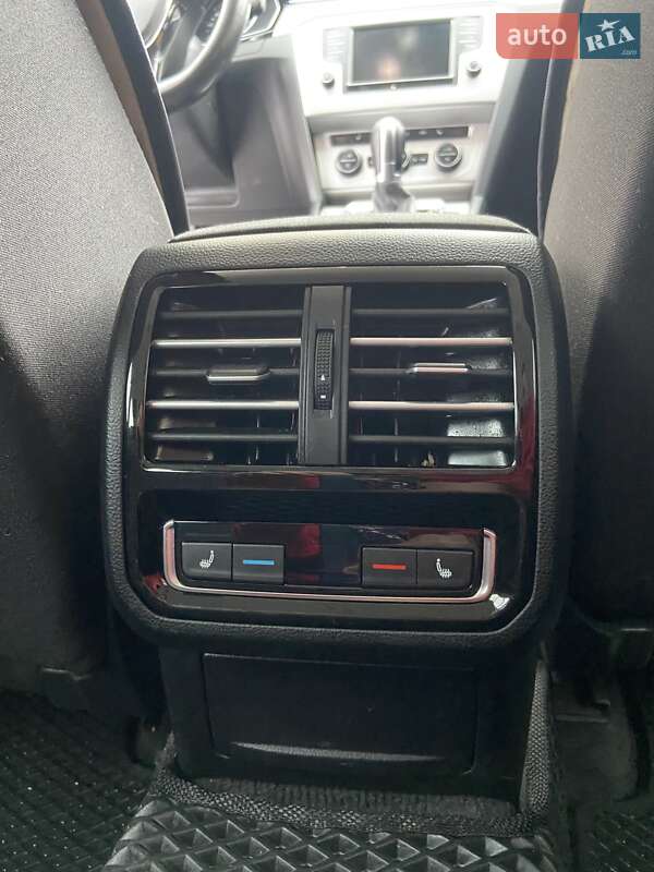 Универсал Volkswagen Passat 2017 в Ивано-Франковске