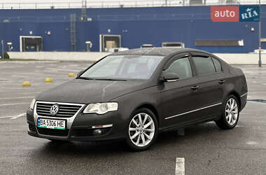 Седан Volkswagen Passat 2009 в Киеве