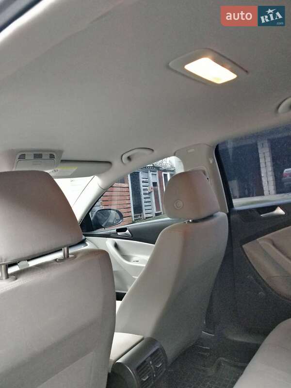 Универсал Volkswagen Passat 2009 в Ужгороде