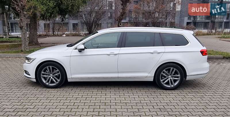 Універсал Volkswagen Passat 2015 в Чернівцях