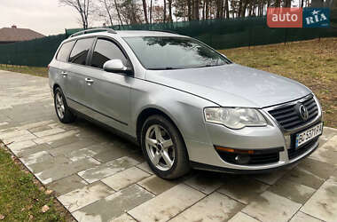 Універсал Volkswagen Passat 2005 в Львові