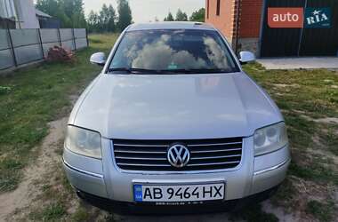 Седан Volkswagen Passat 2004 в Калиновке
