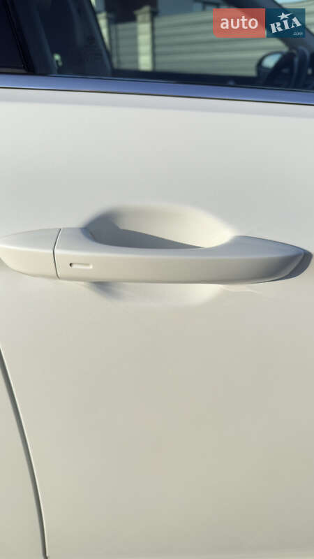 Універсал Volkswagen Passat 2022 в Вараші