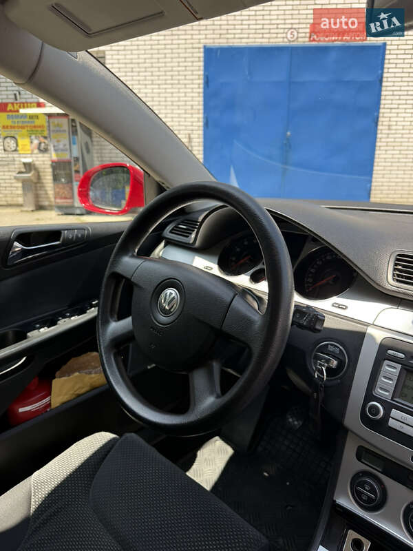 Универсал Volkswagen Passat 2007 в Ивано-Франковске