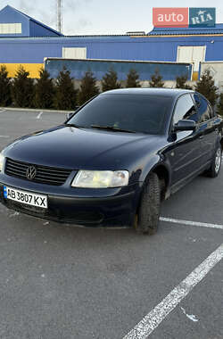 Седан Volkswagen Passat 1998 в Хмельнике