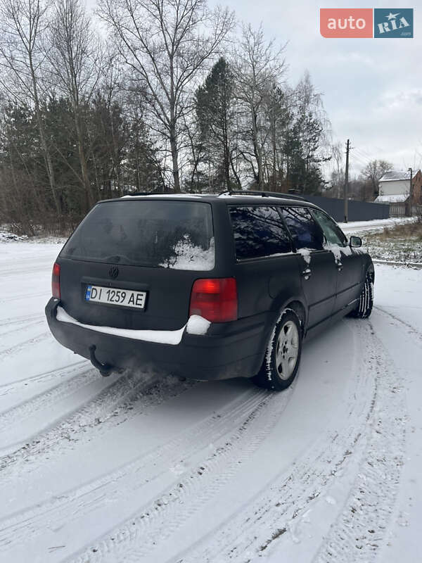Универсал Volkswagen Passat 1998 в Вышгороде