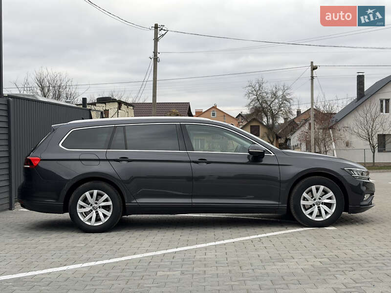 Универсал Volkswagen Passat 2020 в Дубно