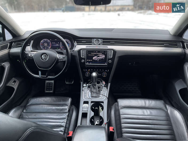 Универсал Volkswagen Passat 2014 в Житомире