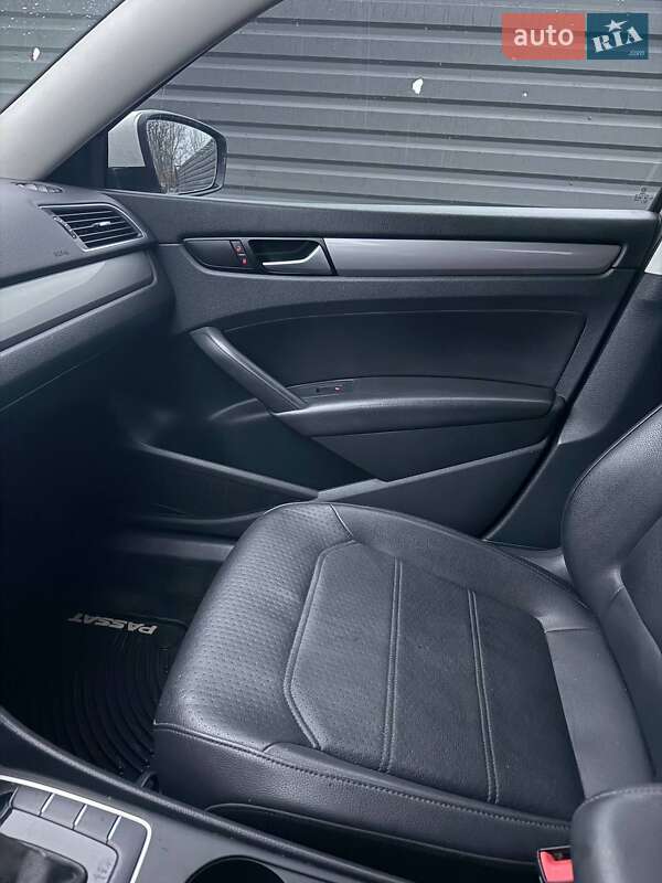 Седан Volkswagen Passat 2015 в Ірпені фото 18 Седан Volkswagen Passat 2015 в Ірпені