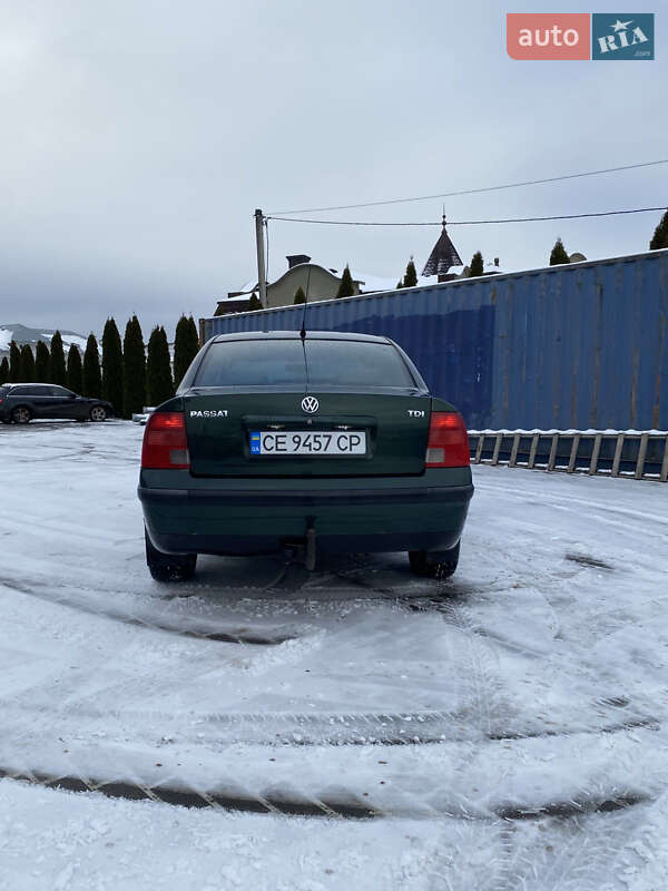 Седан Volkswagen Passat 1997 в Чернівцях