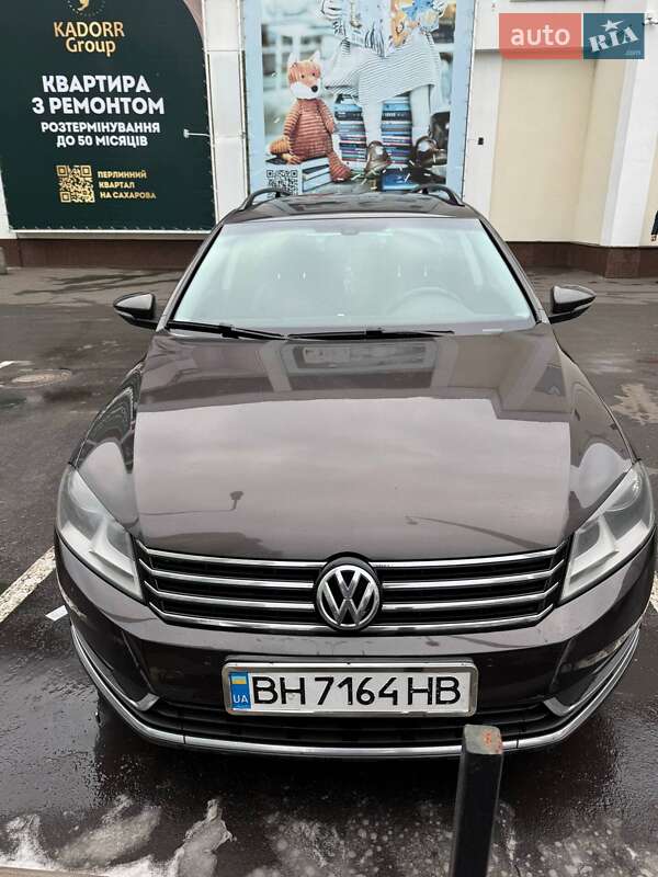 Универсал Volkswagen Passat 2014 в Одессе