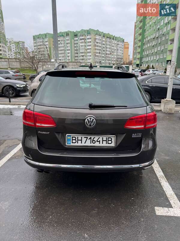 Универсал Volkswagen Passat 2014 в Одессе