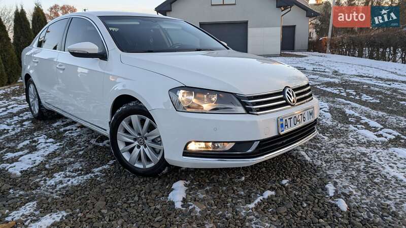 Седан Volkswagen Passat 2013 в Ивано-Франковске