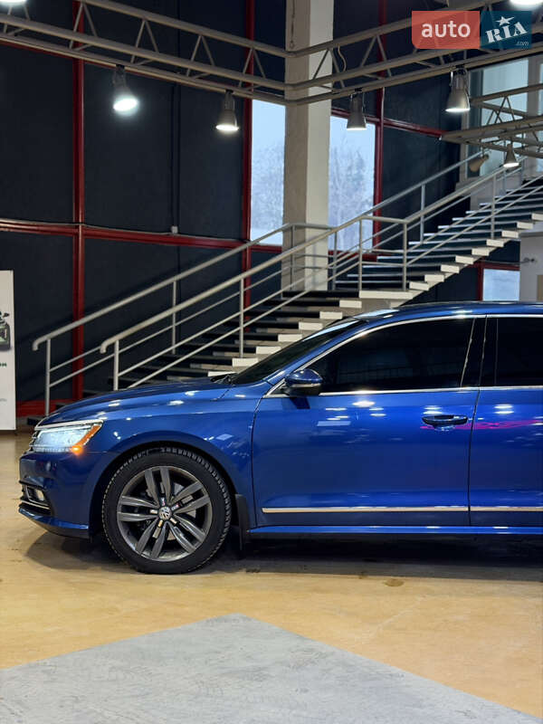 Седан Volkswagen Passat 2016 в Запоріжжі