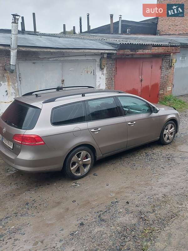 Volkswagen Passat 2011