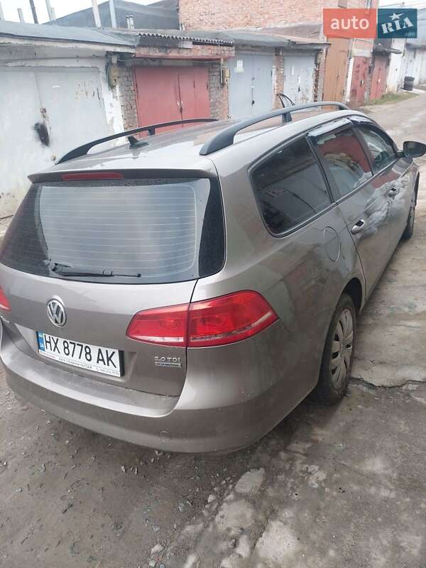 Универсал Volkswagen Passat 2011 в Хмельницком