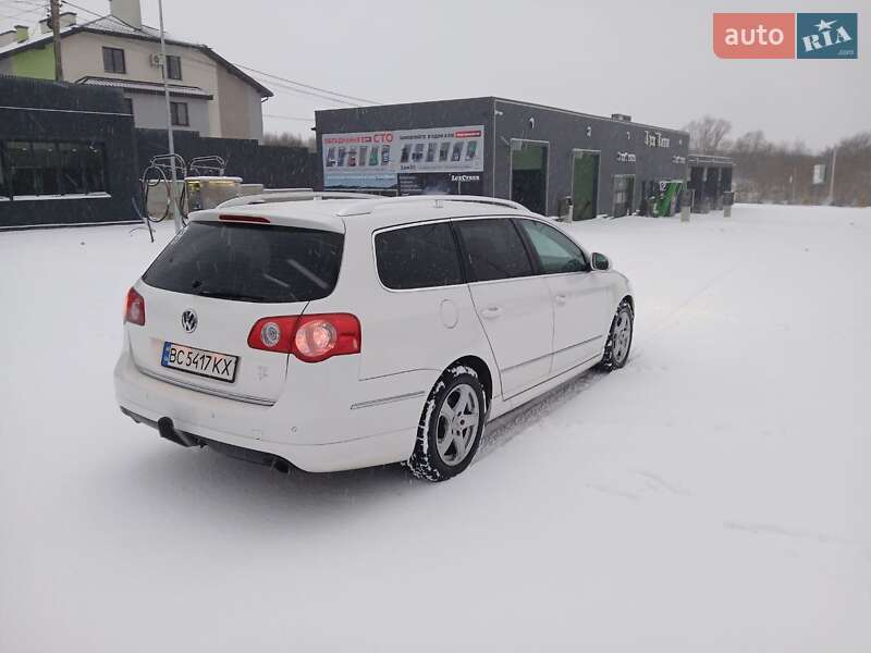 Універсал Volkswagen Passat 2010 в Львові