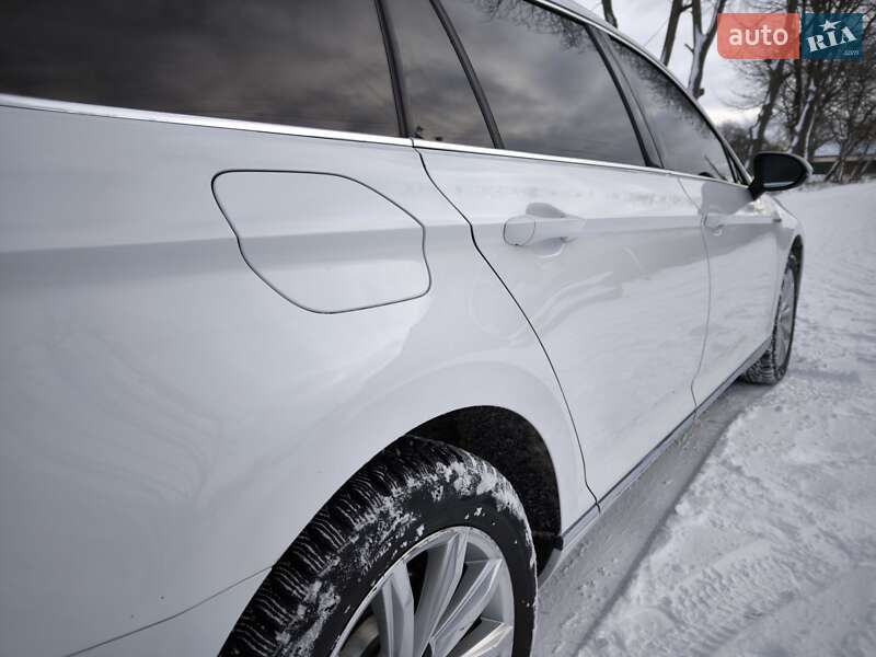 Універсал Volkswagen Passat 2015 в Козятині