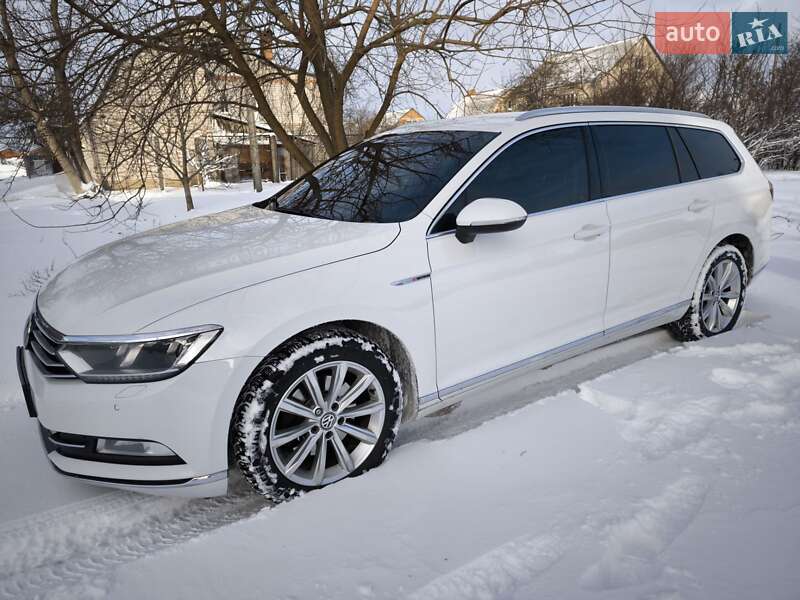 Універсал Volkswagen Passat 2015 в Козятині