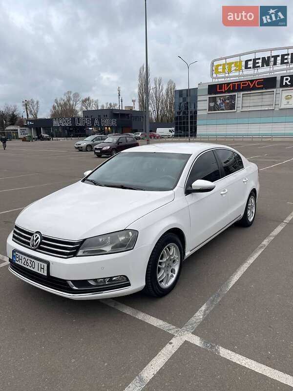 Volkswagen Passat 2012