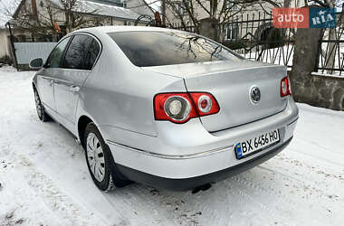 Седан Volkswagen Passat 2006 в Волочиске