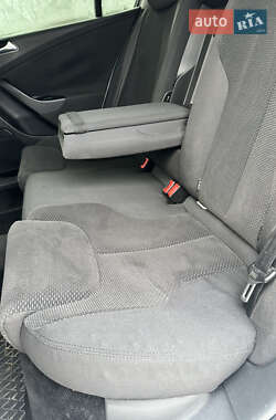 Седан Volkswagen Passat 2006 в Волочиске