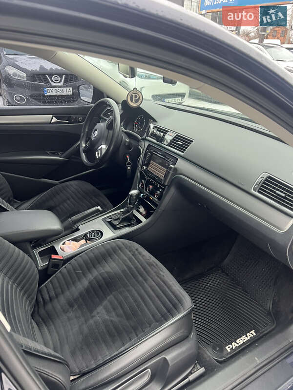 Седан Volkswagen Passat 2013 в Хмельницком