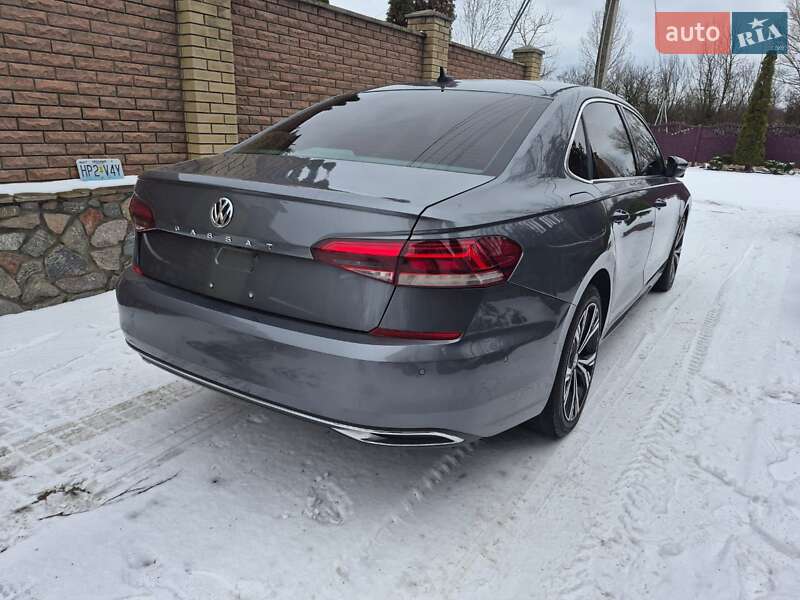 Седан Volkswagen Passat 2020 в Кременчуге