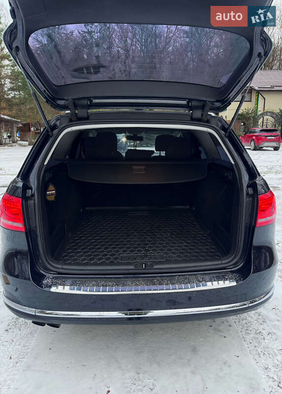 Універсал Volkswagen Passat 2013 в Дрогобичі