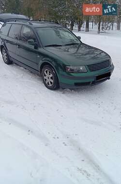 Універсал Volkswagen Passat 1998 в Павлограді