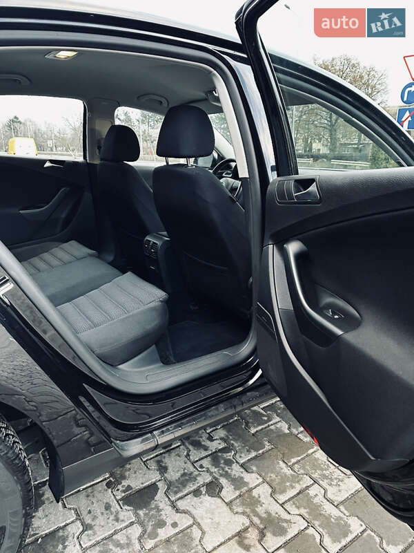 Седан Volkswagen Passat 2009 в Виннице