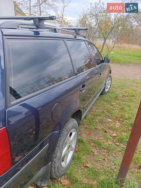 Універсал Volkswagen Passat 1997 в Новояворівську