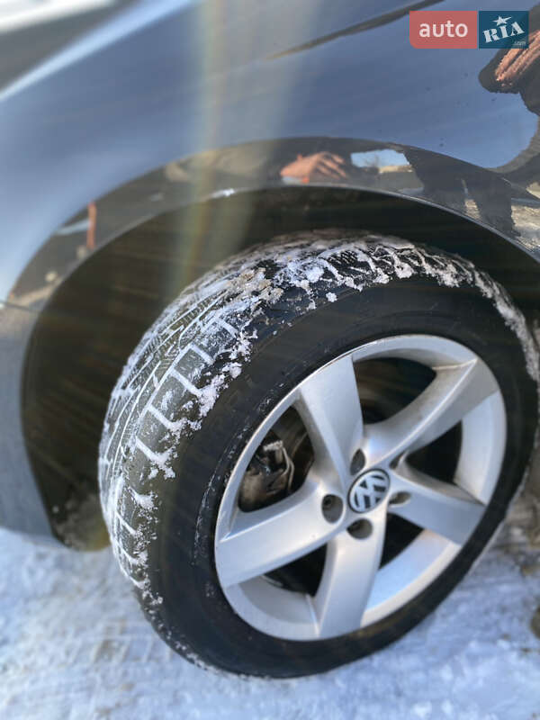 Універсал Volkswagen Passat 2013 в Бердичеві