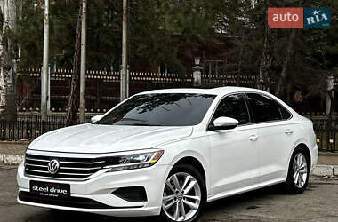 Седан Volkswagen Passat 2021 в Миколаєві