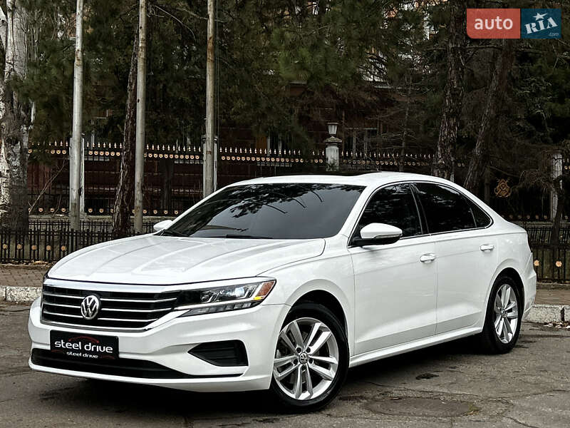 Седан Volkswagen Passat 2021 в Николаеве