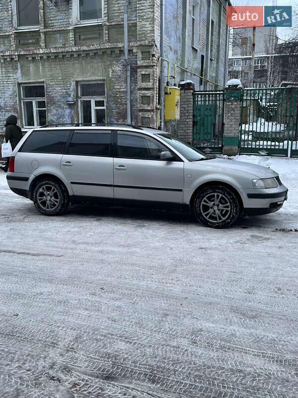 Универсал Volkswagen Passat 2000 в Кременчуге