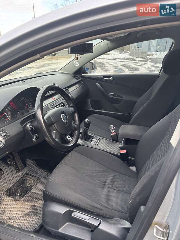 Универсал Volkswagen Passat 2006 в Кривом Роге