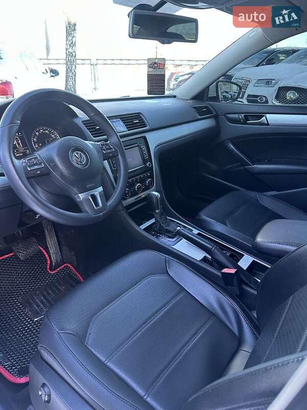 Седан Volkswagen Passat 2012 в Смілі