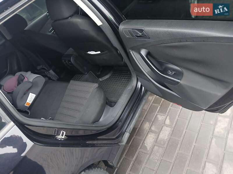 Універсал Volkswagen Passat 2008 в Кропивницькому