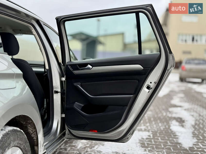 Универсал Volkswagen Passat 2016 в Луцке