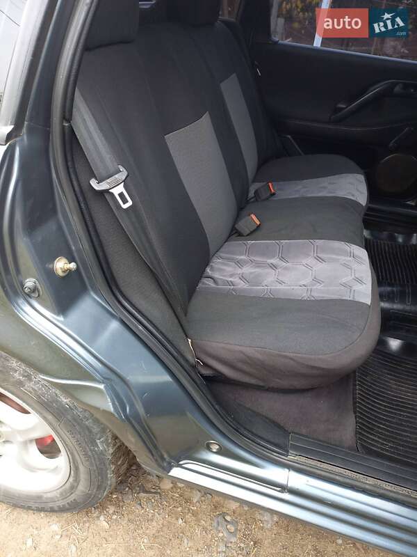 Універсал Volkswagen Passat 1995 в Мукачевому