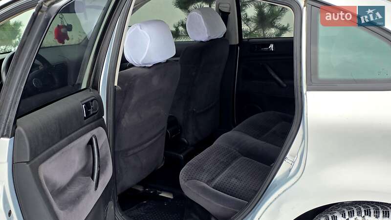 Седан Volkswagen Passat 1997 в Луцке