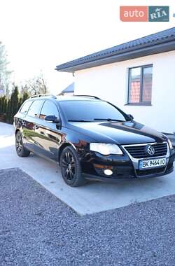Универсал Volkswagen Passat 2005 в Сарнах