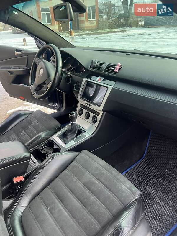 Универсал Volkswagen Passat 2005 в Тячеве