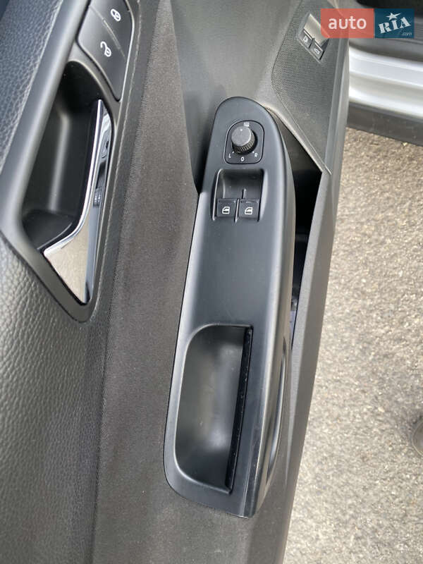 Седан Volkswagen Passat 2008 в Мукачевому